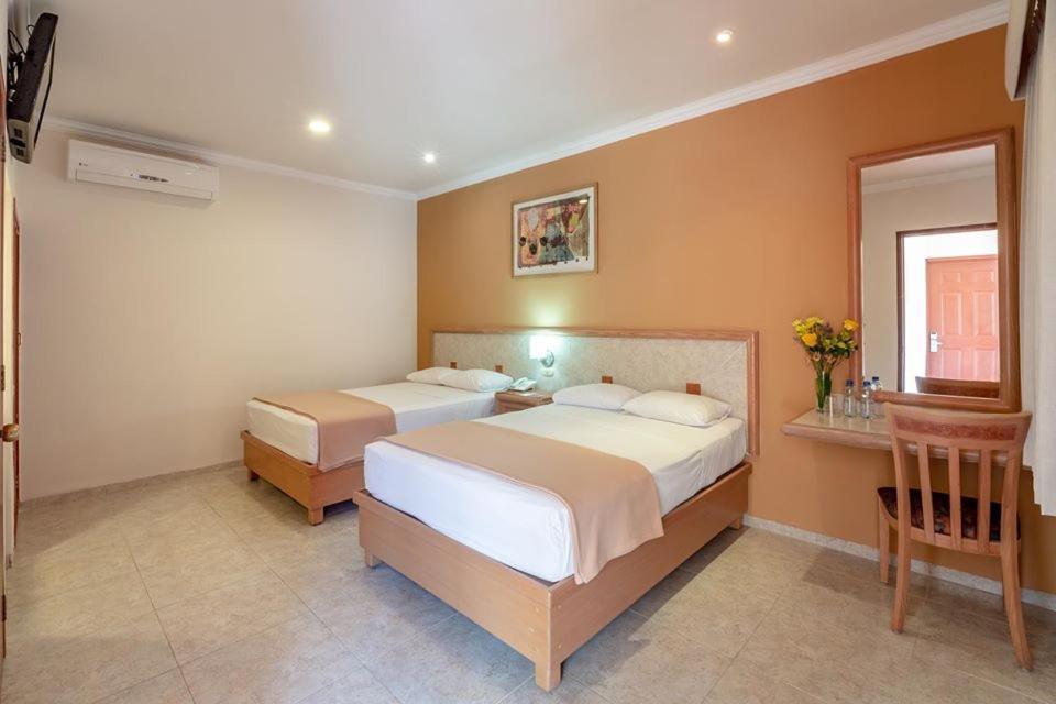 Tecnohotel Itzaes 메리다 외부 사진