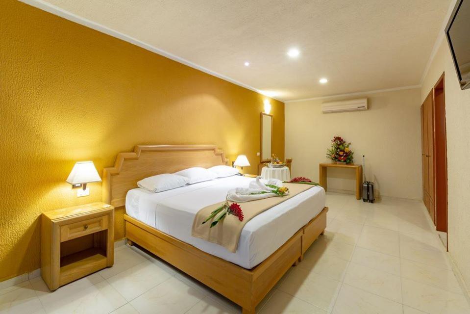 Tecnohotel Itzaes 메리다 외부 사진